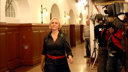 KD-nedtur efter opgør mellem øst og vest