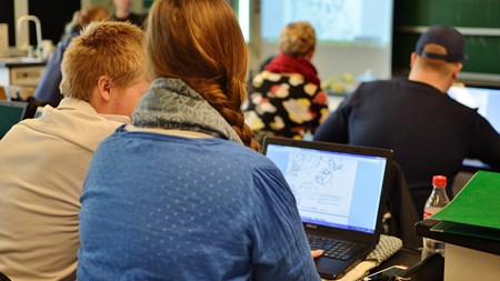 Genlæs debat om it i folkeskolen