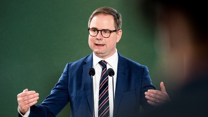 Tv: Nicolai Wammen præsenterer sommerpakke med fokus på oplevelser