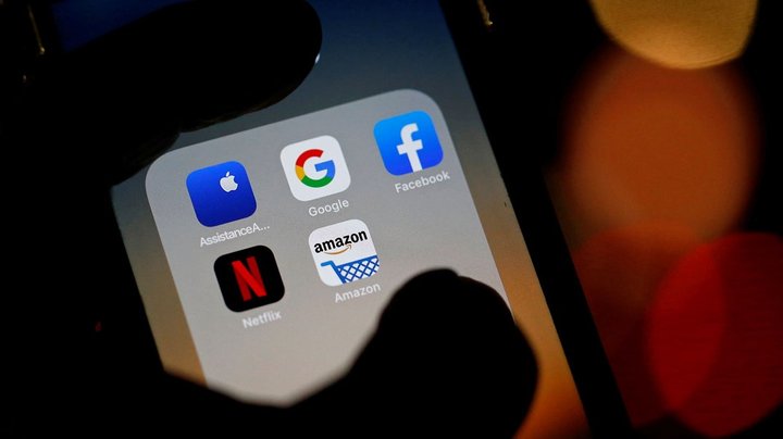 Facebook efter regeringens kritik af techgiganter: Tag os med i diskussionen