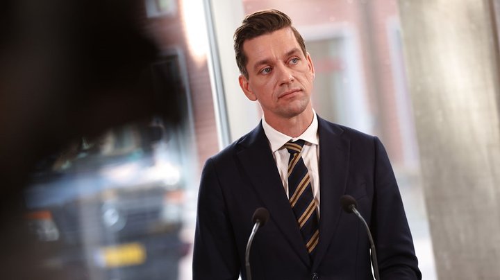 Regeringen vil sikre 2900 billige boliger til socialt udsatte og sofasurfere