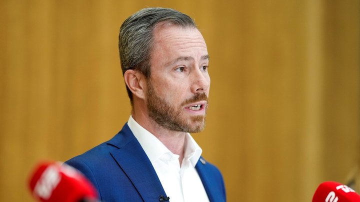Venstre vil holde på offentligt ansatte med mere lokal løndannelse og fokus på frontlinjepersonale