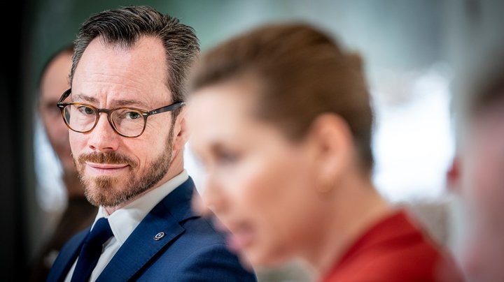 Hvor hurtigt kan elevfordelingen rulles tilbage? Ellemanns trofæ giver en travl jul og rejser nye spørgsmål