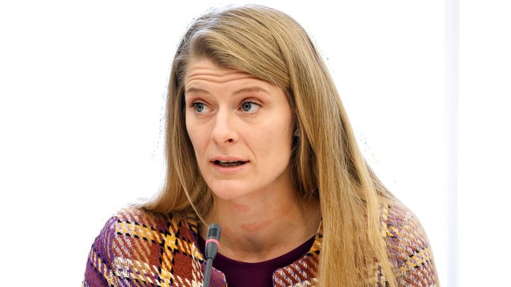 Ane Halsboe starter usædvanligt EU-opgør om mindsteløn: ”Det er en principsag"