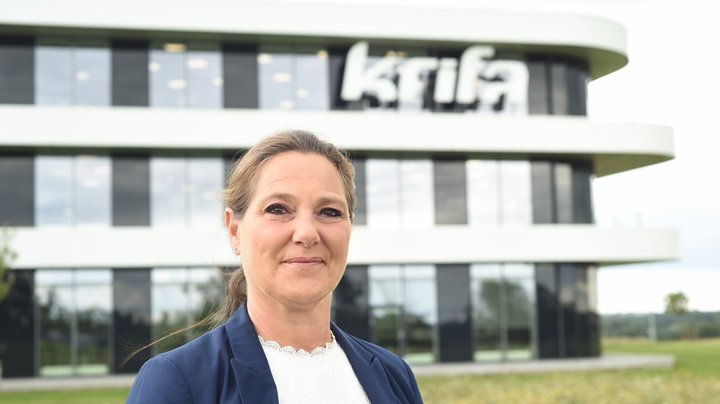 Krifa: Regeringen bør leve op til løftet om en ny trepartsinstitution – i stedet for at lade sig tryne af "vennerne"