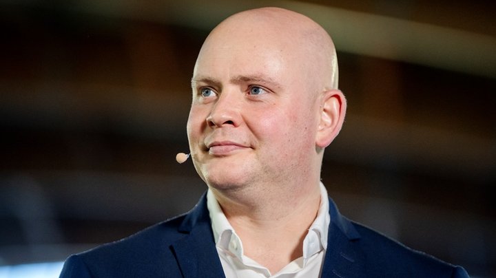 Danmark risikerer millionbøde for forsinket ophavsretslov: Nu skal Engel-Schmidt forklare sig