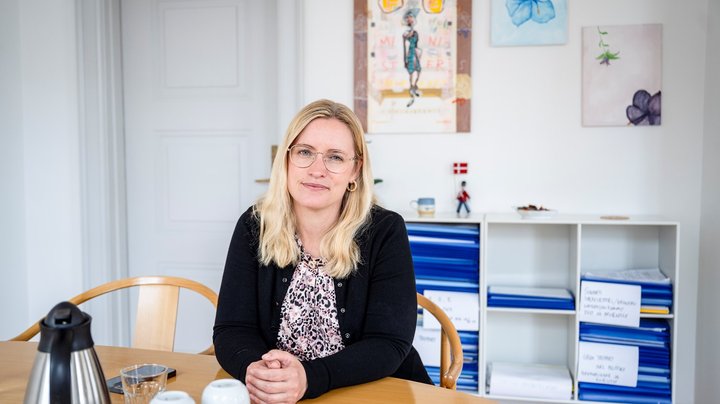 Stephanie Lose bruger mere tid i andre ministerier end sit eget. Men én særlig aftale blev lavet på hendes kontor: "Det føltes som et war room"