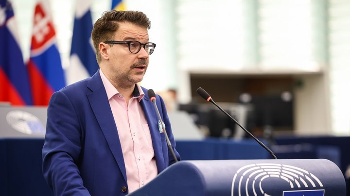 Europa-Parlamentets chefforhandler presser Dan Jørgensen: Udfasning af russisk gas bør gå hurtigere