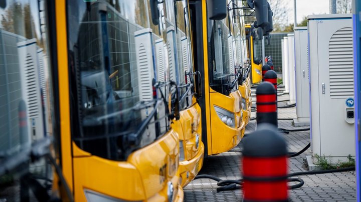 100 elbusser venter på strøm fra Energinet: ”Det var slet ikke noget, vi tænkte kunne blive et problem.”