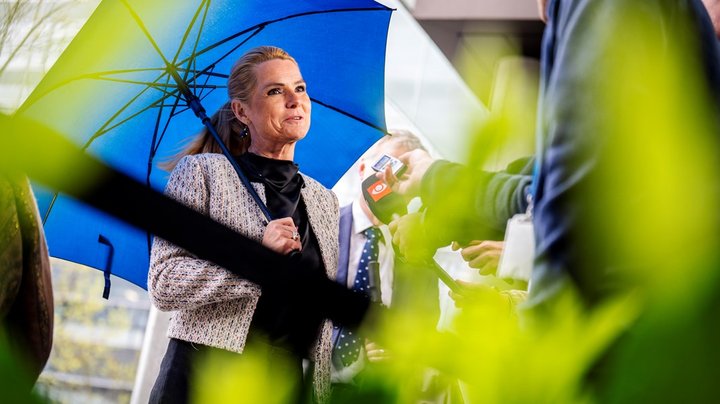Støjberg og Vanopslagh nedtoner stridigheder med V: "Vi har ét ultimativt krav, og det er en blå statsminister"