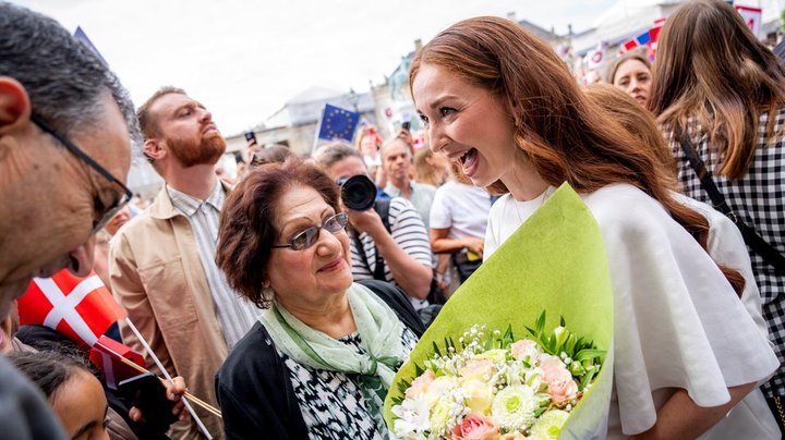 Samira Nawa drømmer stort om sin nye ministerpost. Men hun kan hurtigt blive revet ned på jorden
