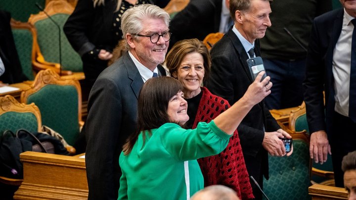 SF deler beskæftigelsesordførerposten i to: Sådan bliver arbejdsfordelingen mellem Karsten Hønge og Kirsten Normamn 