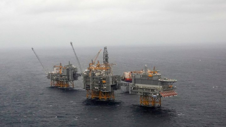 Trods vedholdende norsk pres sætter EU foden ned over for ny olie og gas fra Arktis