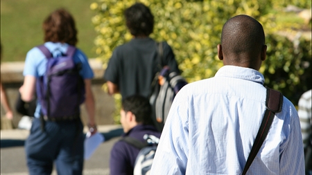 Indvandrere søger praktik på ulige vilkår