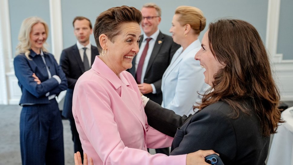  Monika Rubin åbner døren for de røde. Det kan koste hende dyrt på Moderaternes politik