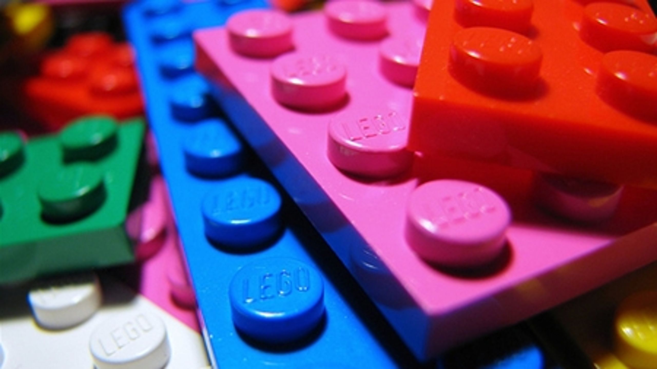 Lego har planer om at skabe et tv&#230;rfagligt universitet med fokus p&#229; forskning og uddannelse, der har med b&#248;rn at g&#248;re.