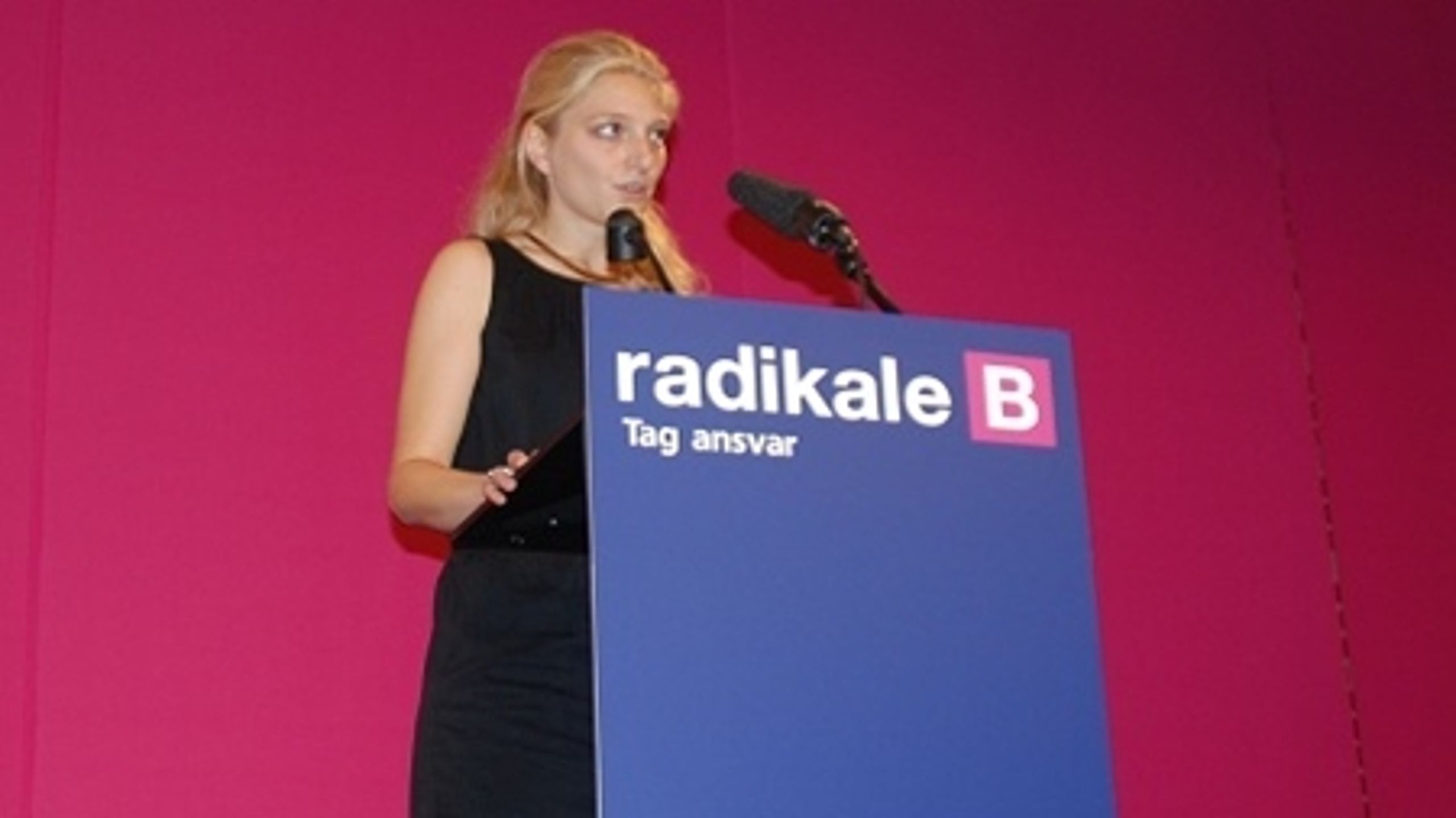 Zenia Stampe genvandt posten som næstformand i det Radikale Venstre, selvom ni ud af ti storkredsformænd støttede modkandidaten Sander Jensen.