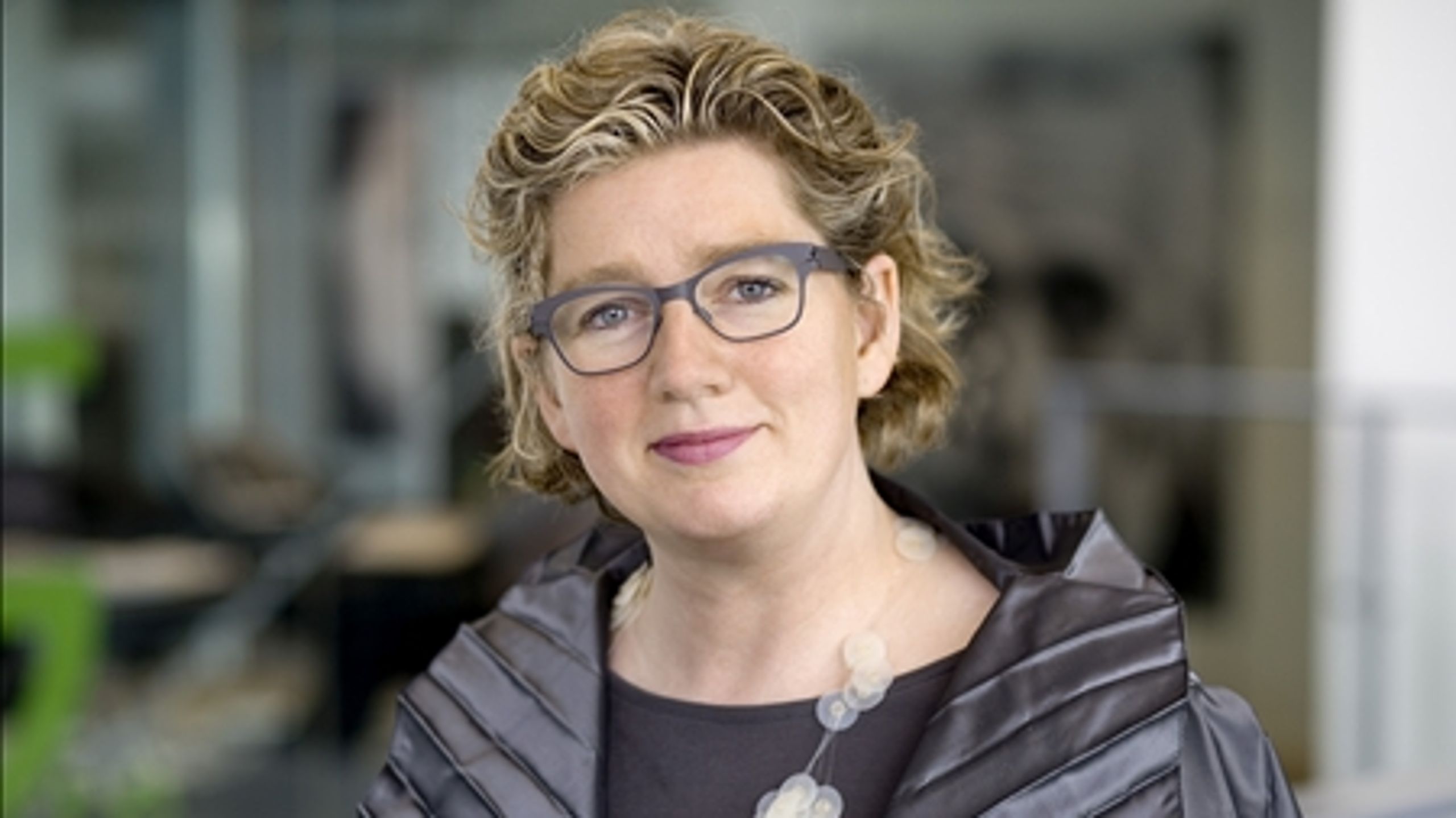 Videnskabsminister Charlotte Sahl-Madsen (K) har givet urigtige oplysninger om teltundervisningen på Aalborg Universitet.