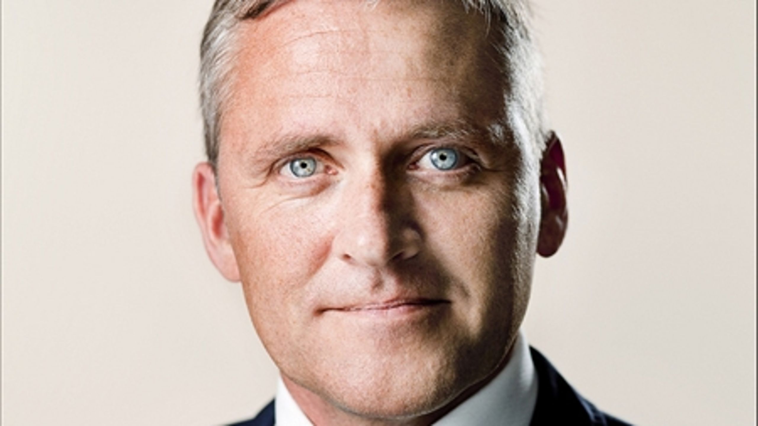 Anders Samuelsen satte i lørdags Liberal Alliances landsmøde i gang ved blandt andet at sende en bredside afsted mod Lars Løkke, som ifølge Samuelsen lurepasser på regeringen.
