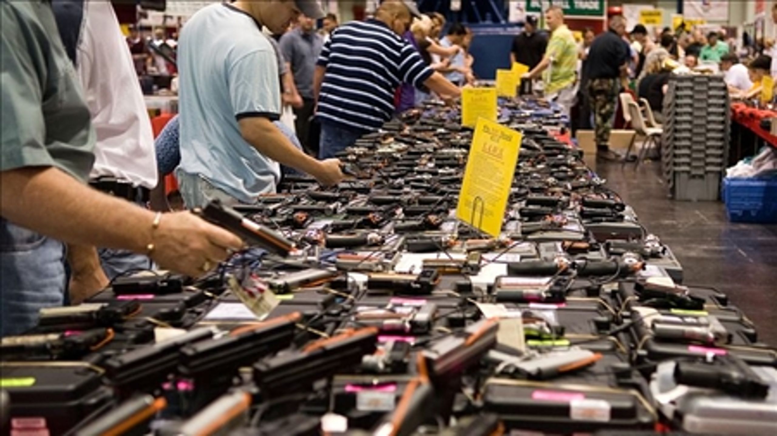 Salg af våben på de såkaldte gunshows er blandt det, som præsident Obama vil regulere i sin plan om en strengere våbenlov.