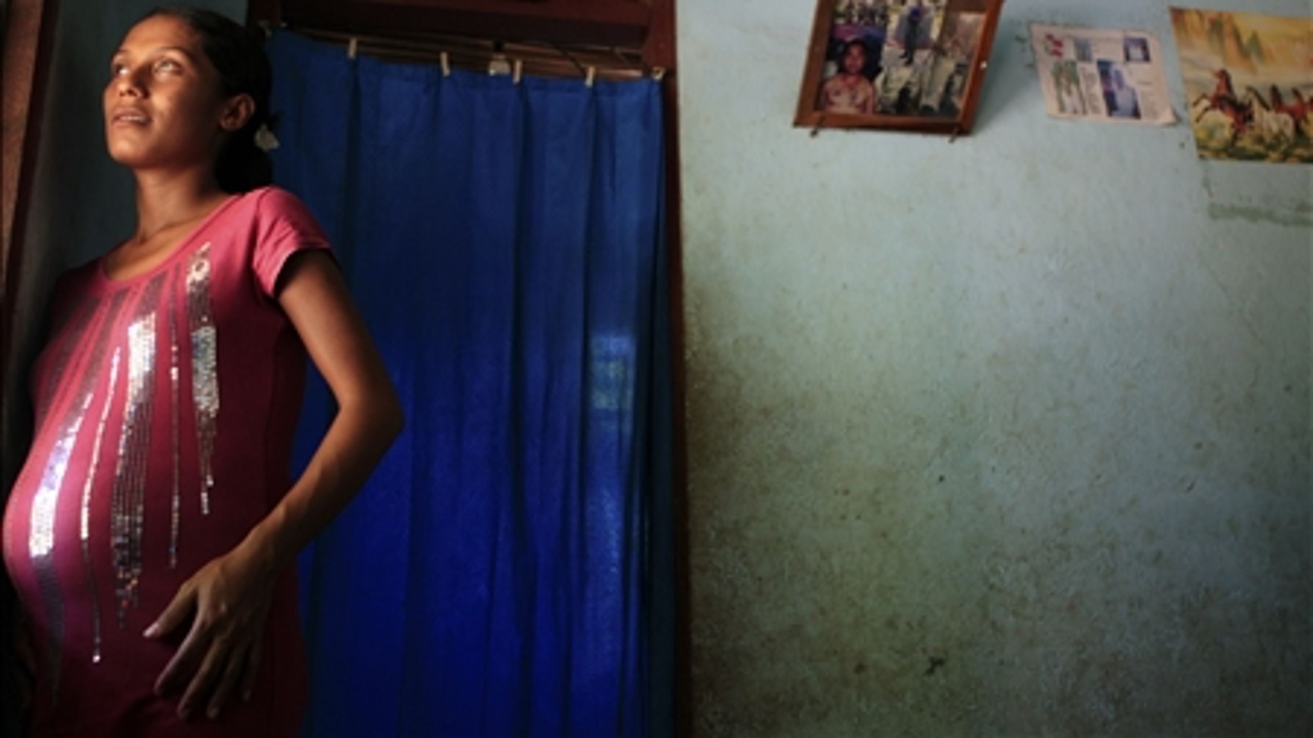 At mindske mødredødelighed er længst fra at nå i mål sammenlignet med de syv andre mål. I 2010 døde 287.000 kvinder i barselsseng. Her ses gravid kvinde i Timor-Leste. 