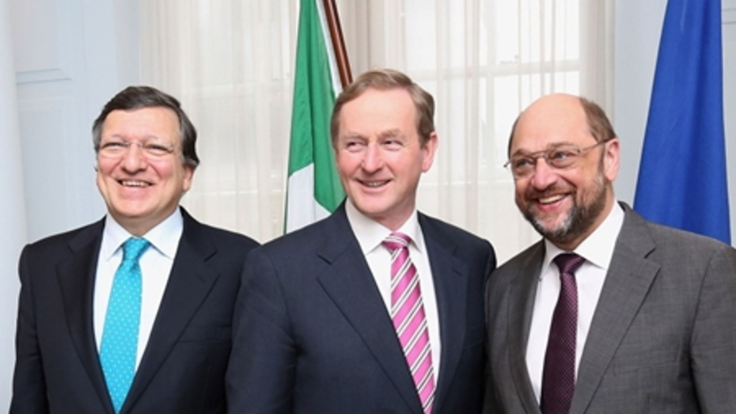 EU-Kommissionens præsident José Manuel Barroso, den irske premierminister Enda Kenny og Europa-Parlamentets præsident Martin Schulz nåede mandag til enighed om at begynde forhandlingerne om EU's langsigtede budget.