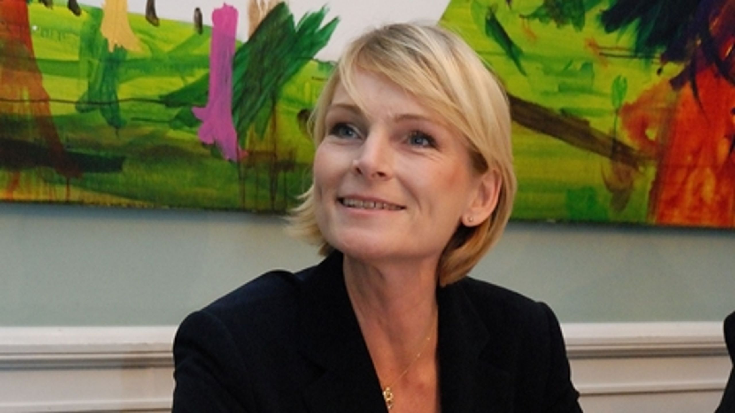 Venstres tidligere undervisningsminister Tina Nedergaard trækker sig som borgmesterkandidat i Mariagerfjord.