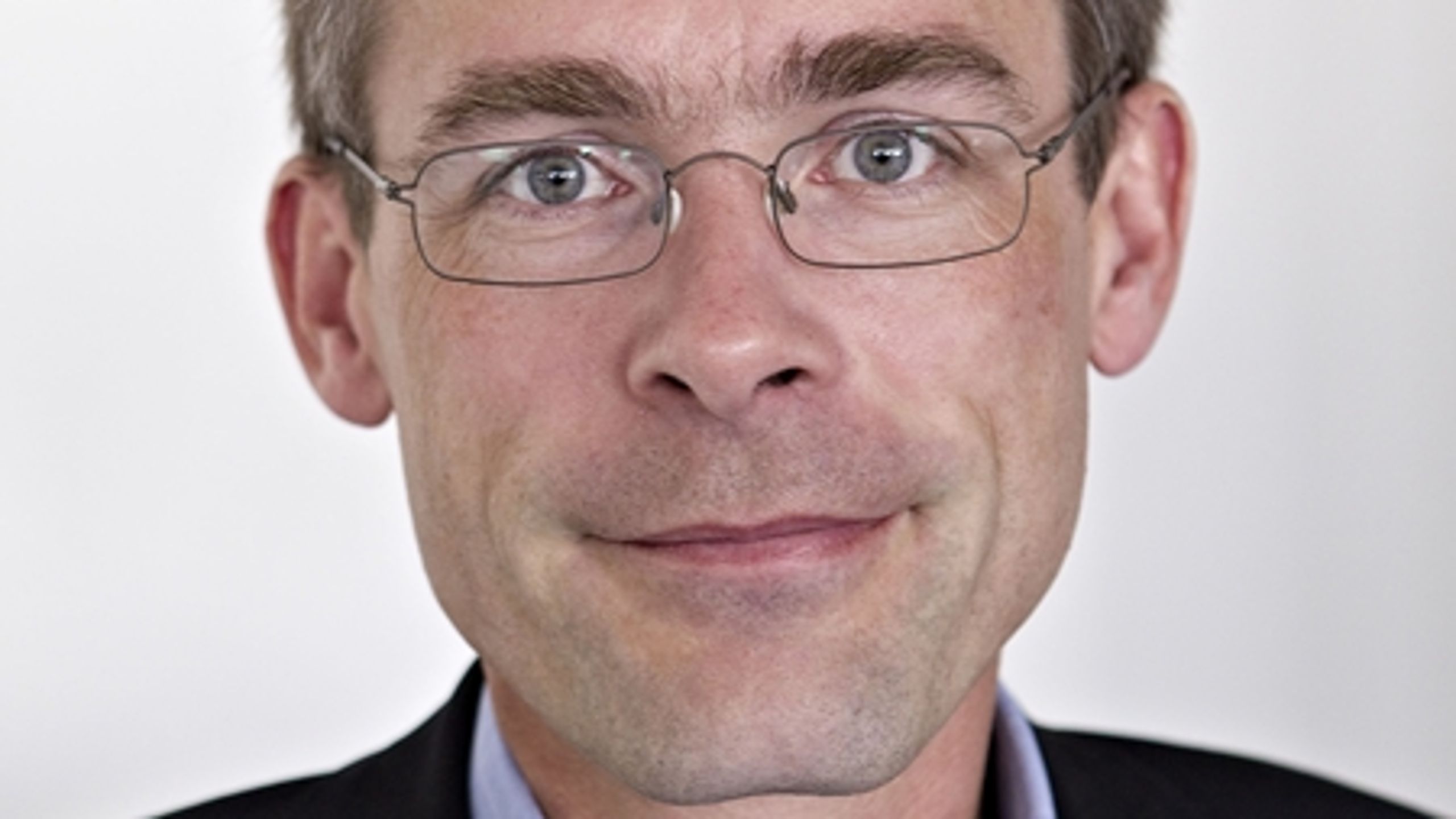 Spindoktor for finansministeren, Asbjørn Riis, bliver chefkonsulent i Finansministeriet.