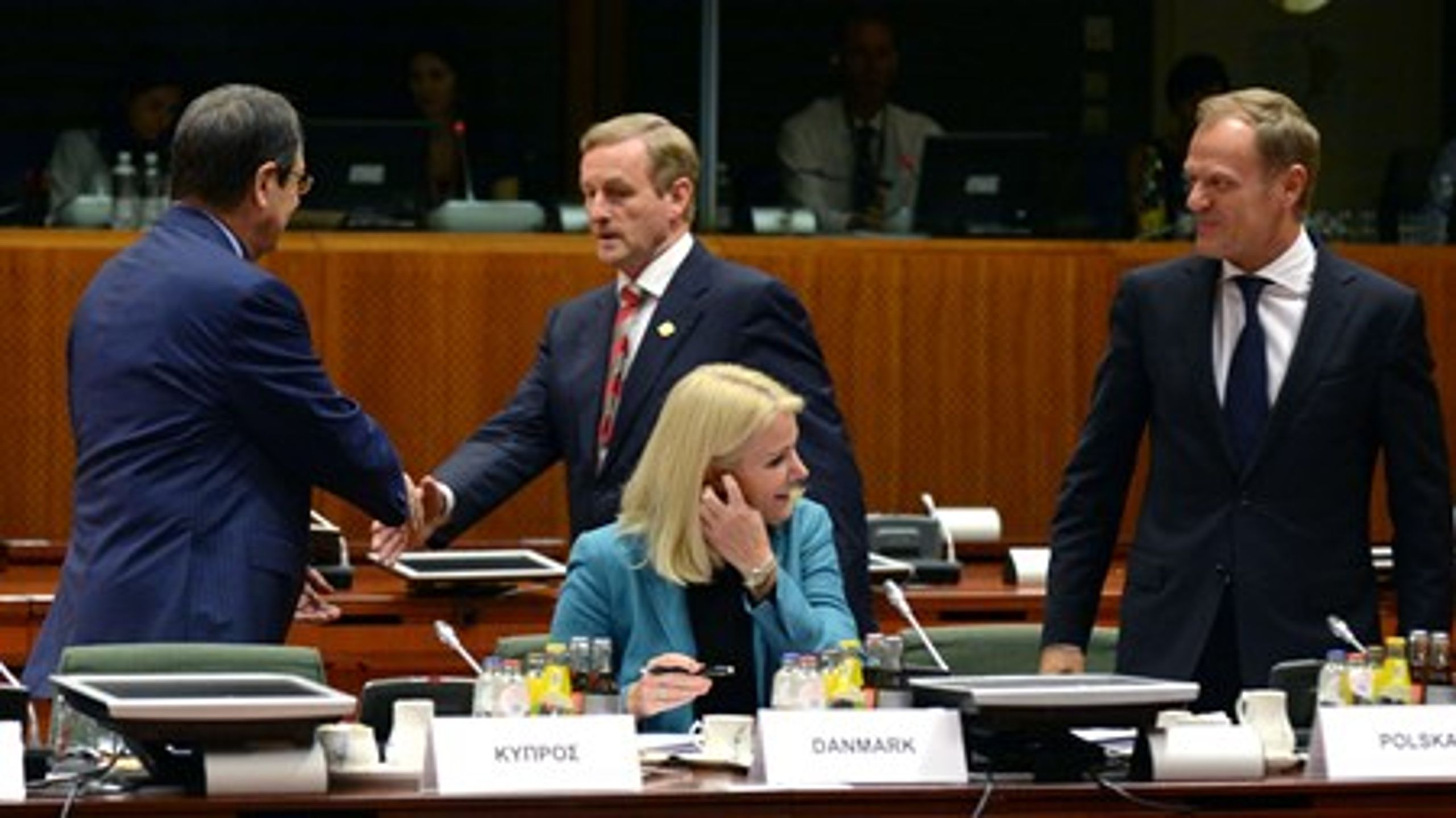 <br>Polens statsminister Donald Tusk (t.h.) står stærkt i kapløbet om at blive den næste chef for Det Europæiske Råd. Både Irlands Enda Kenny (i midten) og Danmarks Helle Thorning-Schmidt (siddende) er dog også stadig boblere til posten, når EU's stats- og regeringschefer mødes lørdag.<br>