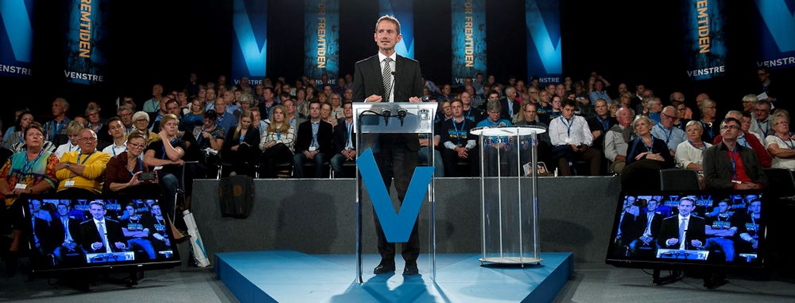 Venstre varmer op til valg på partiets landsmøde i Herning, hvor næstformand Kristian Jensen blandt andet lægger op til et bredt eftersyn af ungdomsuddannelserne. Uddannelsesudspillet er ikke klar endnu, men forventes lanceret inden for et par måneder. <br>