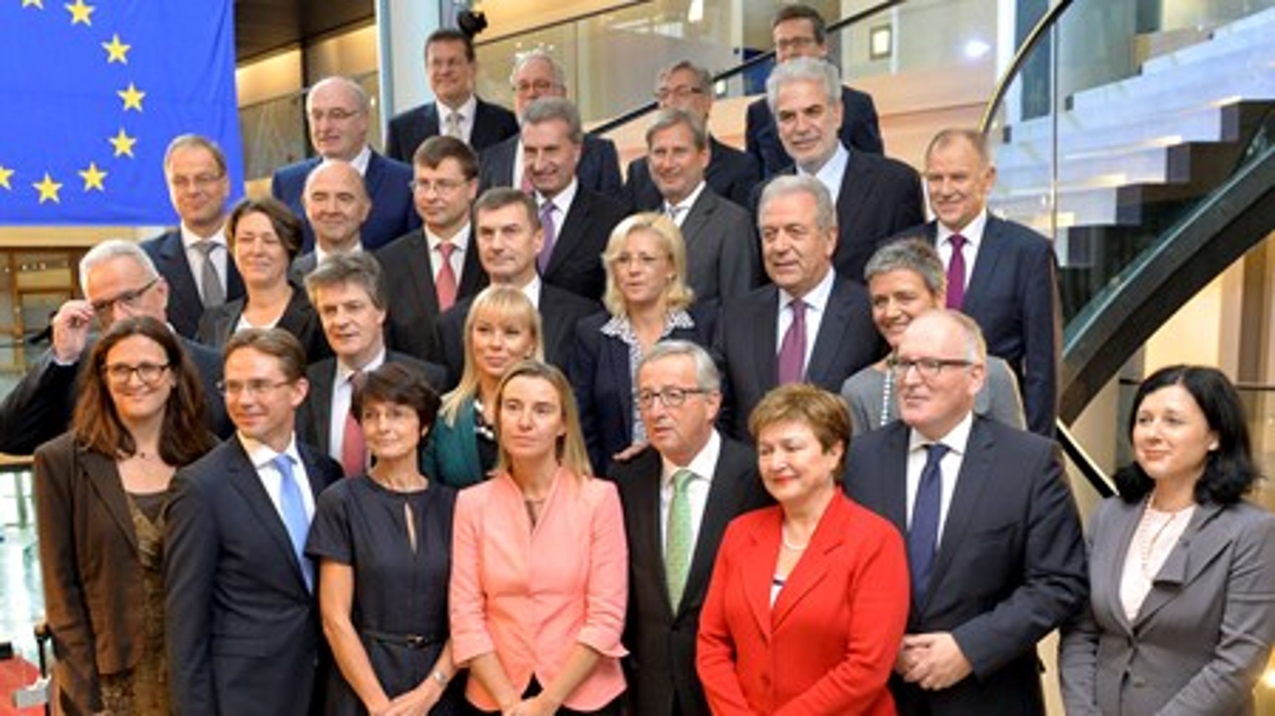 Kun ni ud af 28 EU-kommissærer er kvinder, hvilket, kommissionsformand Jean-Claude Juncker har indrømmet, er "ynkeligt". Et nyt netværk skal være med til at forbedre situationen.