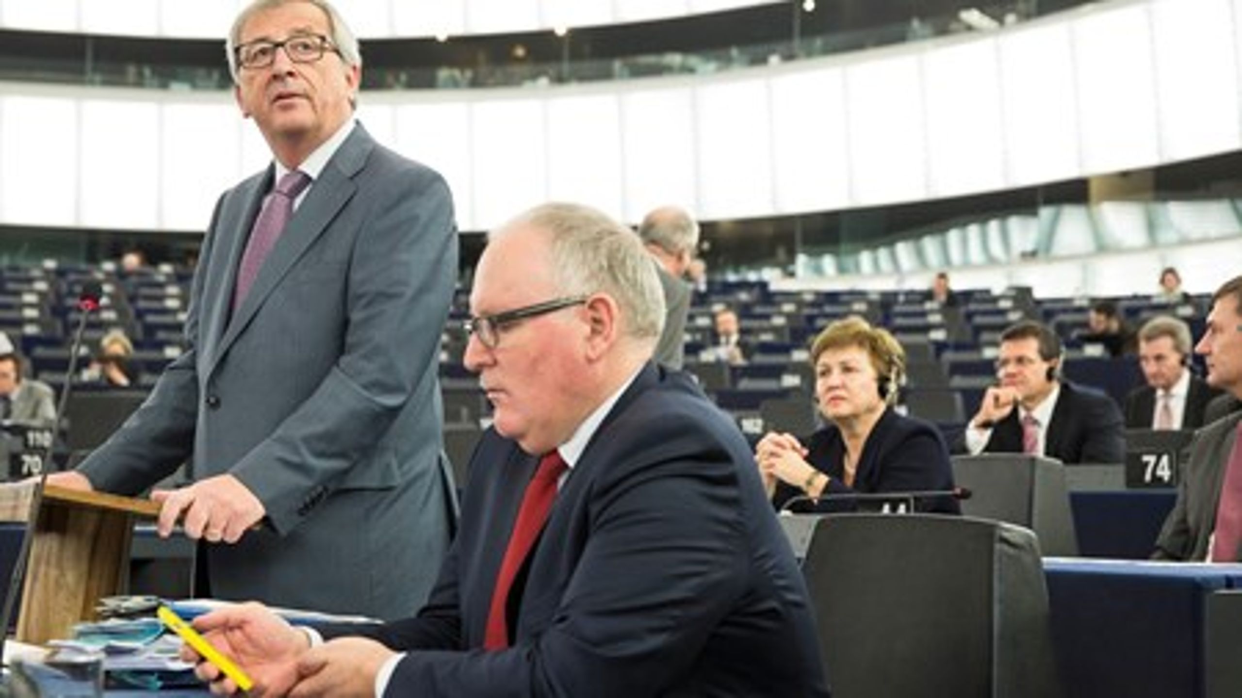 EU-Kommissionens formand, Jean-Claude Juncker (t.v.), præsenterede tirsdag sammen med første-næstformand Frans Timmermans EU-Kommissionens arbejdsprogram for 2015 samt den såkaldte "dødsliste" med 80&nbsp;skrottede forslag.&nbsp;