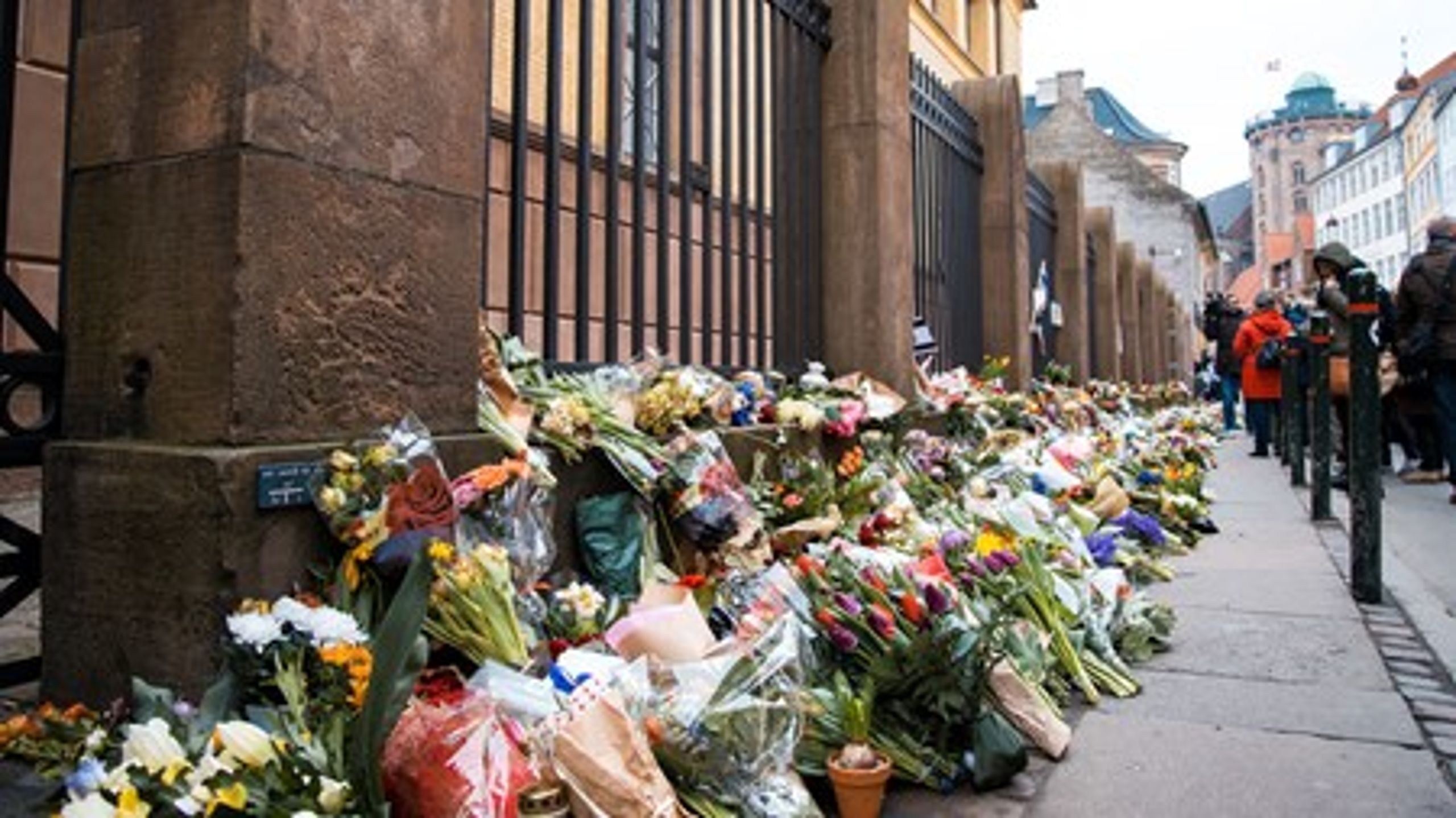 Ovenpå weekendens terroranslag i København mod synagogen i Krystalgade (billede) og kulturhuset Krudttønden på Østerbro er regeringen nu klar med en anti-terrorplan.&nbsp;