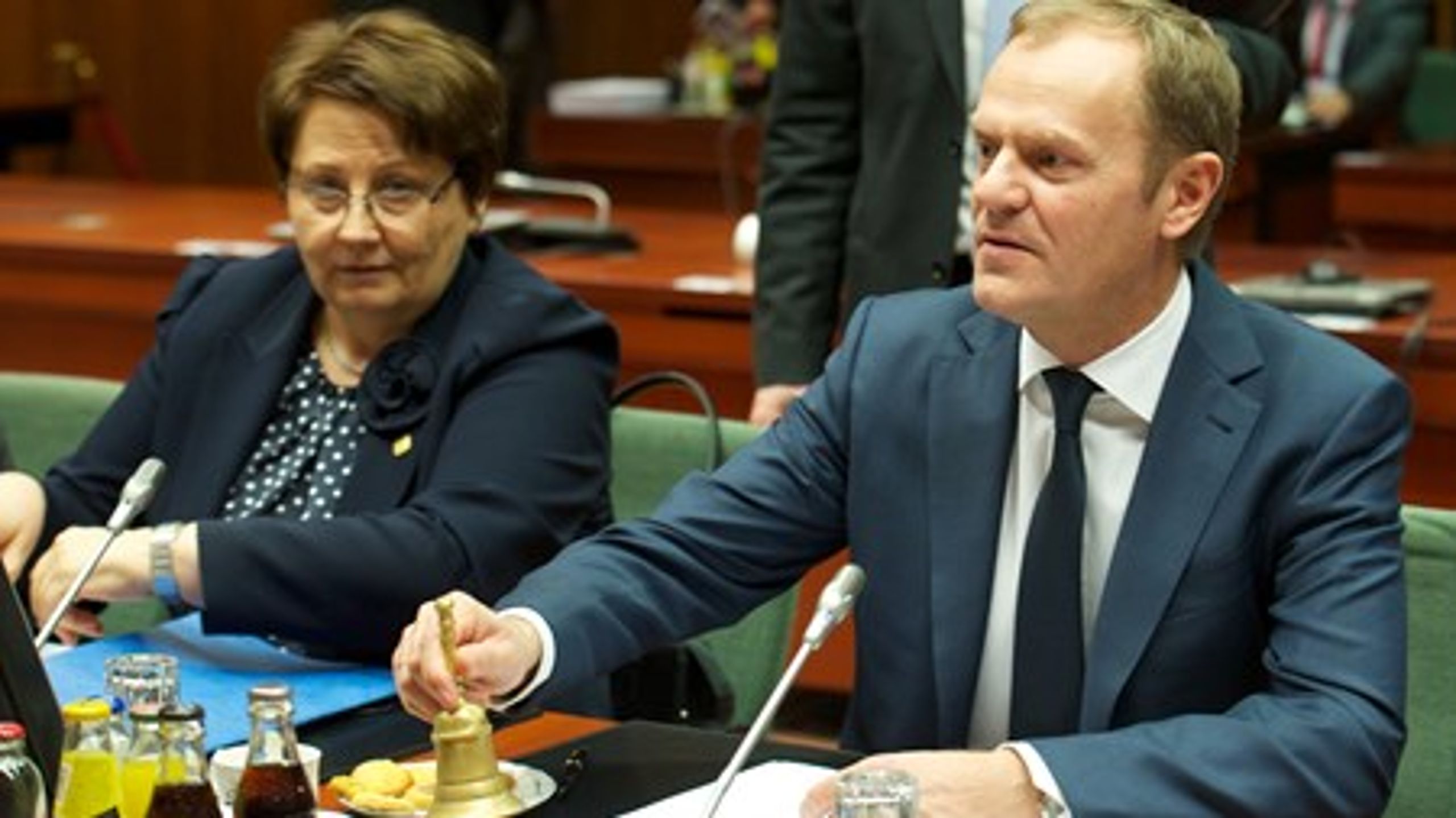 Formanden i&nbsp;EU-ledernes klub,&nbsp;for Det Europæiske Råd, Donald Tusk, skal forsøge at holde diskussioner om det kriseramte&nbsp;Grækenland borte fra den officielle dagsorden ved det topmøde, som løber af stablen i Bruxelles torsdag og fredag.