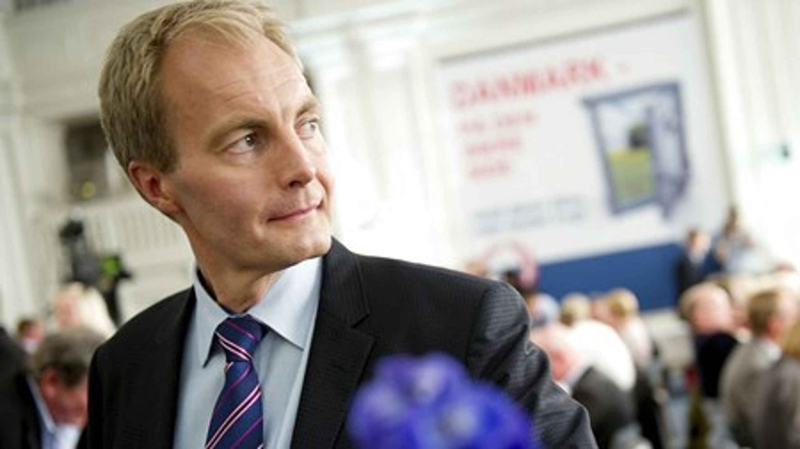 Dansk Folkepartis retsordfører, Peter Skaarup, vil&nbsp;gøre det lettere at tage statsborgerskabet fra kriminelle.&nbsp;(Claus Bech / Scanpix)