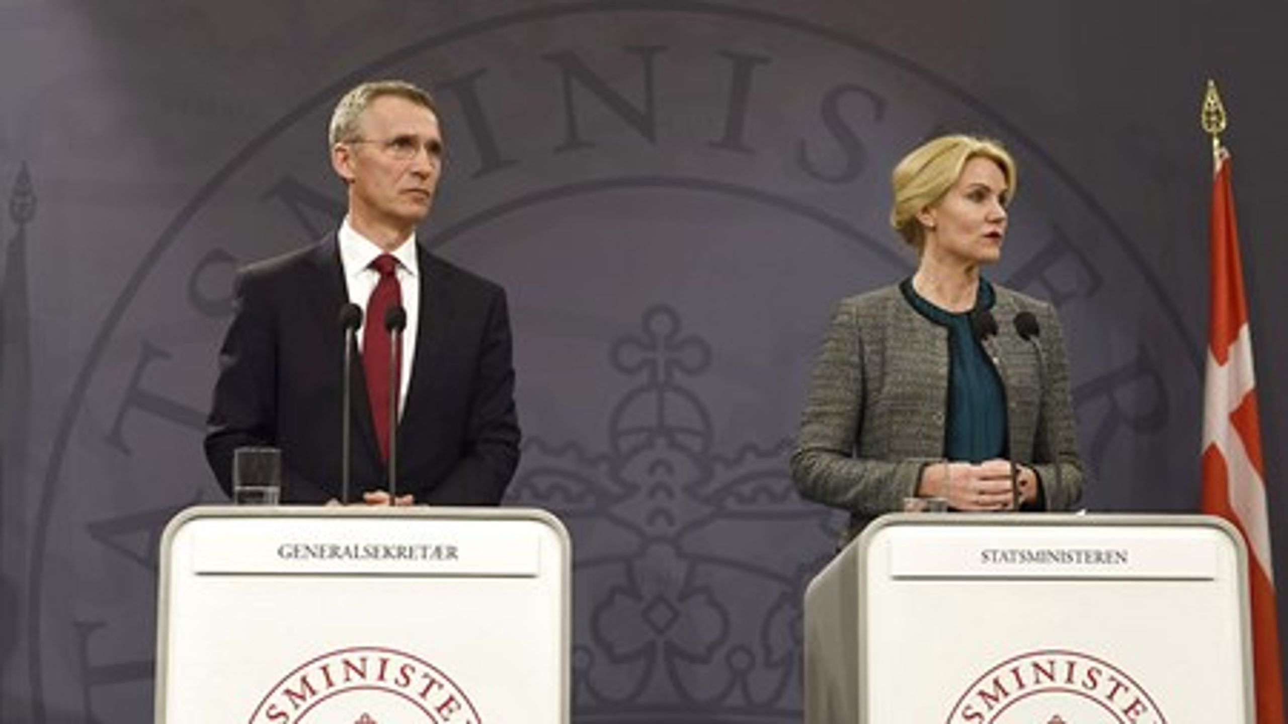 Jens Stoltenberg og Helle Thorning-Schmidt på mandagens pressemøde i Statsministeriet.&nbsp;