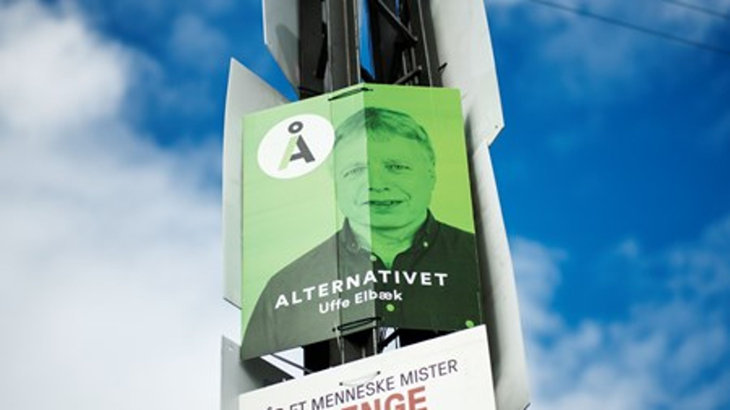 Uffe Elbæks parti har fået en god start på valgkampen og kan med de nuværende målinger se frem til at være i Folketinget efter valget 18. juni.&nbsp;