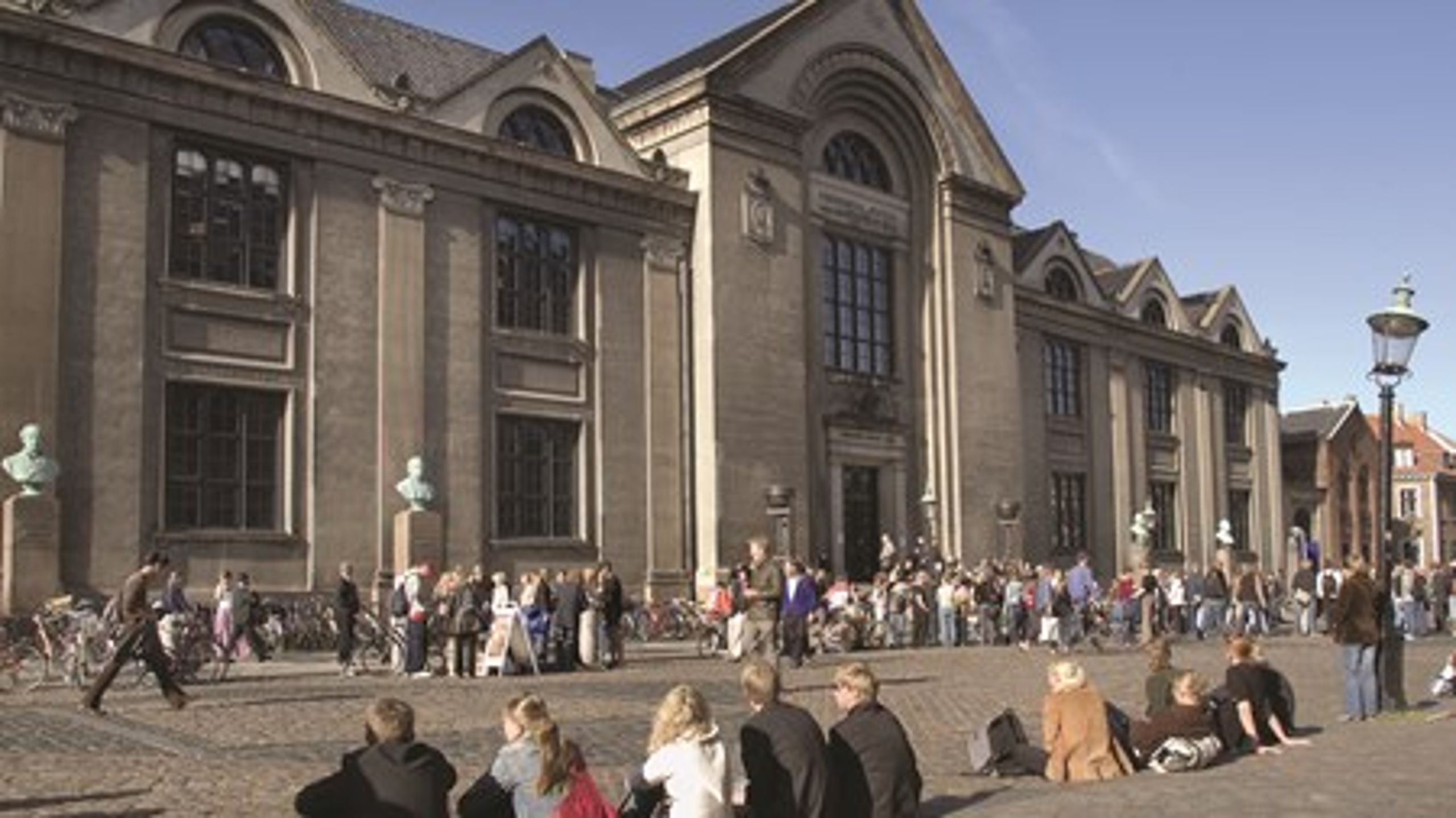 Universiteterne udklækker i stigende grad de danske folketingsmedlemmer.