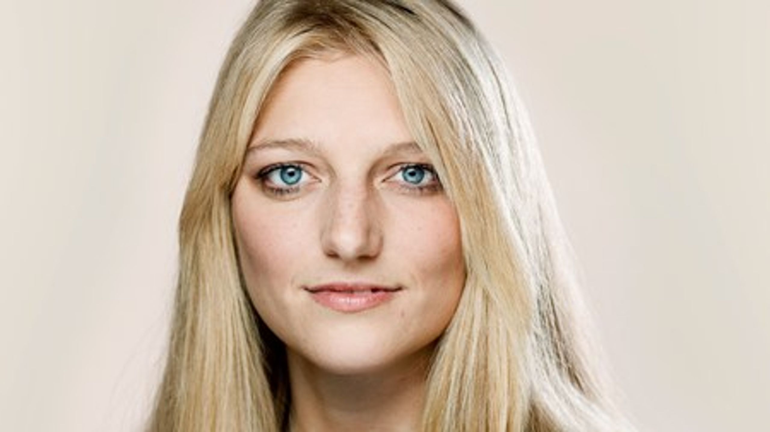 36-årige Zenia Stampe er uddannet cand.scient.pol. fra&nbsp;Københavns Universitet i 2009.
