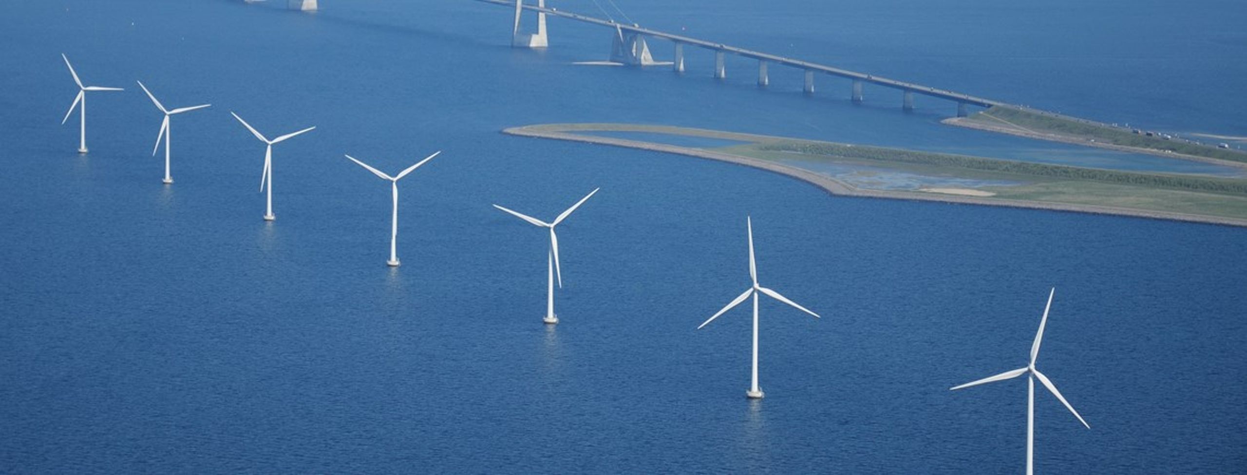 Klima- og energiminister Lars Christian Lilleholt vil give kommunerne bedre mulighed for at blokere kystnære vindmøller.