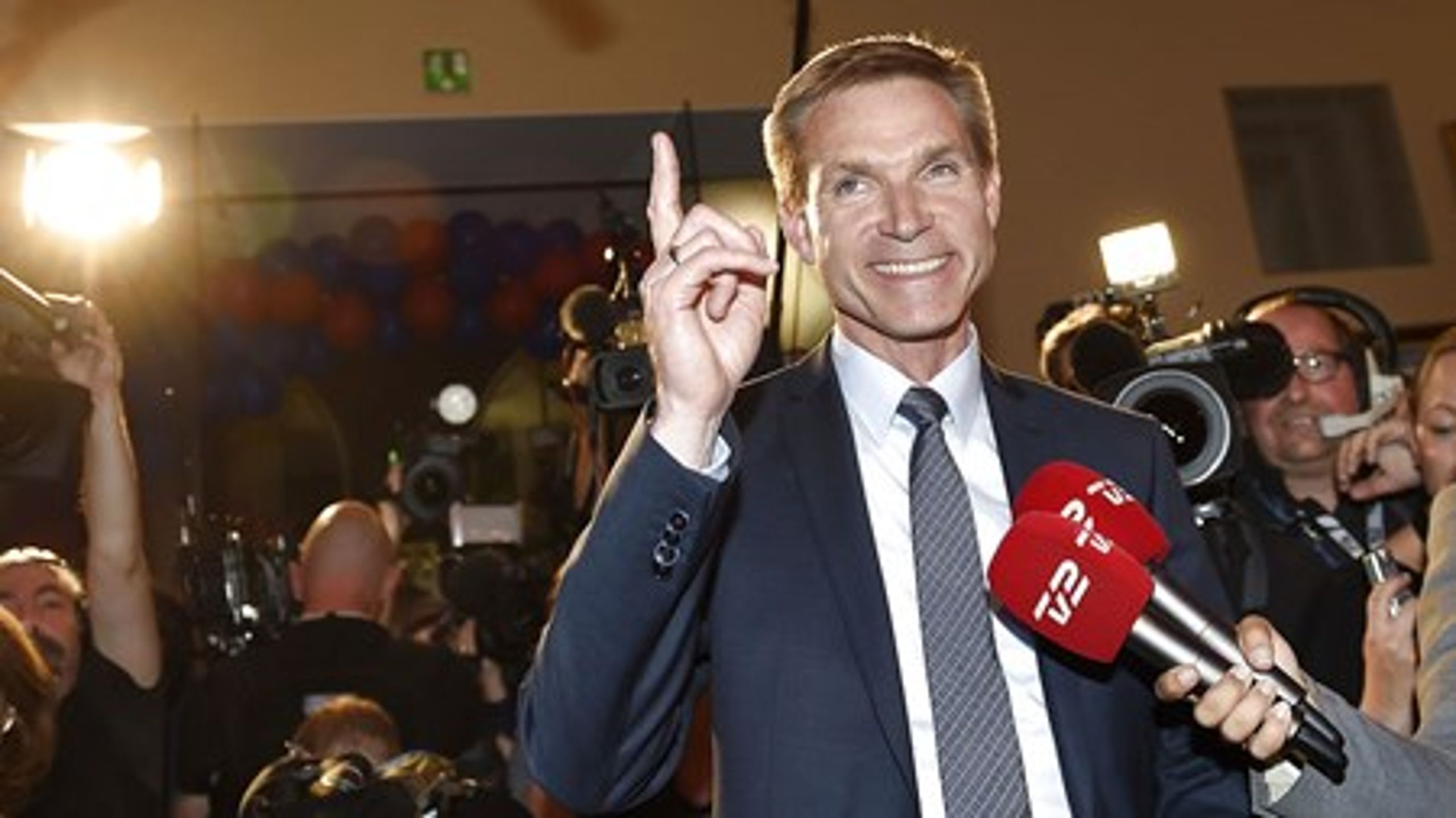 Dansk Folkeparti kan glæde sig over, at vælgerne ikke ser ud til af straffe partiets nej til at gå i regering.&nbsp;