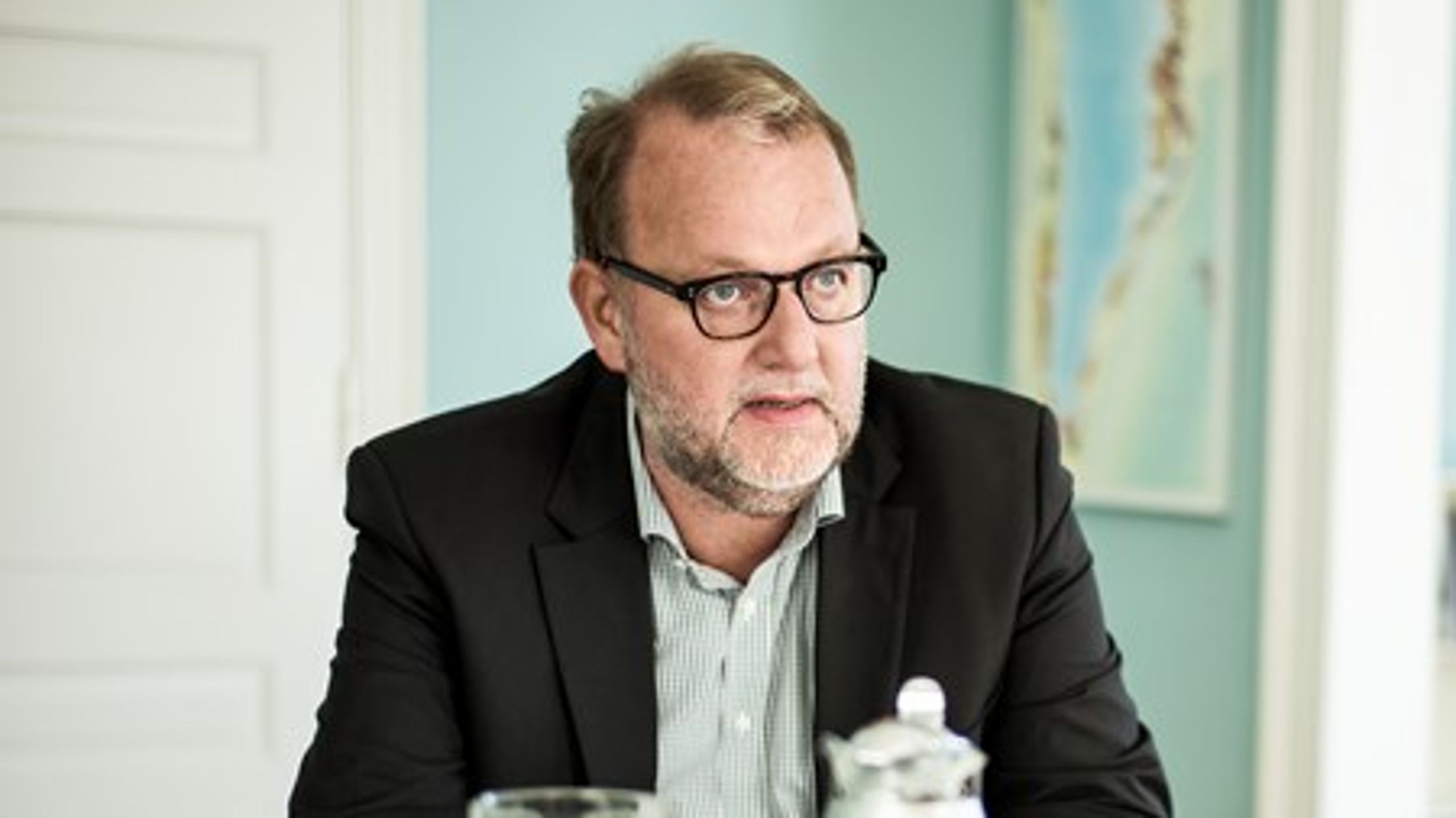 Et "grønt" flertal uden om regeringen vil presse energi-, forsynings- og klimaminister Lars Chr. Lilleholt (V) til at fastholde den gamle regerings klimaambitioner.