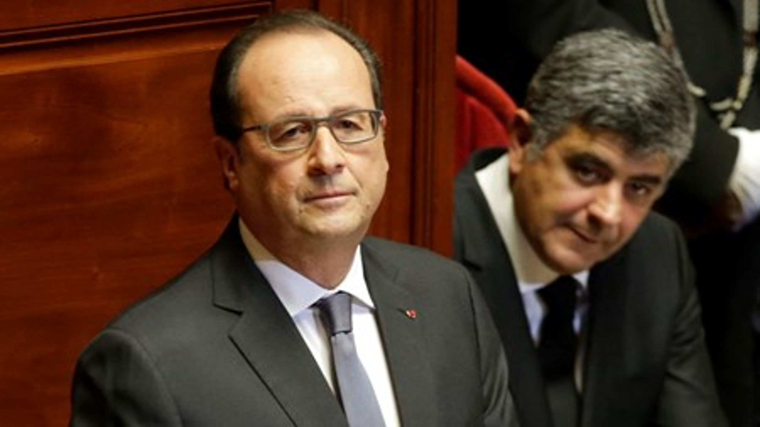 Den franske præsident,&nbsp;Franҫois
Hollande, påkalder sig EU's forsvarsmæssige musketer-ed efter terrorangrebene i Paris.