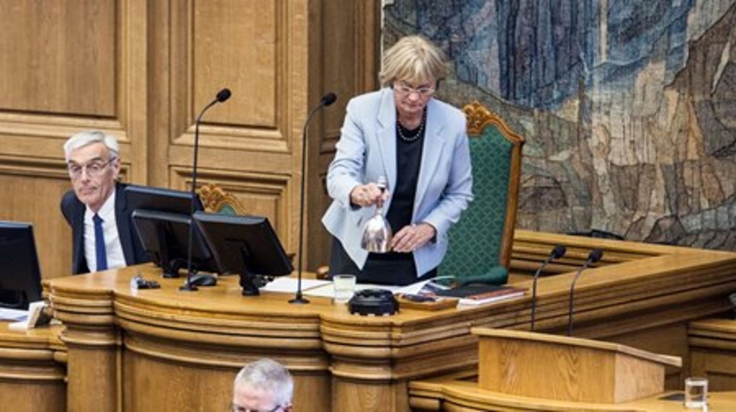 Pia Kjærsgaard vil gøre det nemmere for handicappede at træde op på talerstolen, hvis der en dag skulle blive valgt et medlem i kørestol.