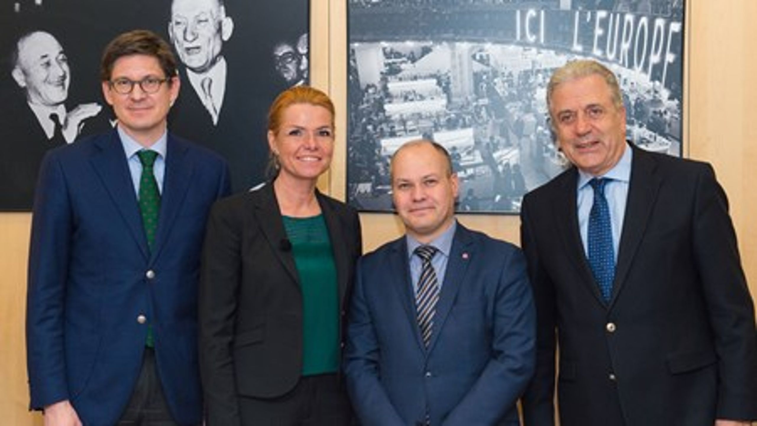 Fra venstre: Tyske&nbsp;Ole Schröder, Inger Støjberg, svenske&nbsp;Morgan Johansson og EU-kommissær&nbsp;Dimitris Avramopoulos ved onsdagens møde i Bruxelles