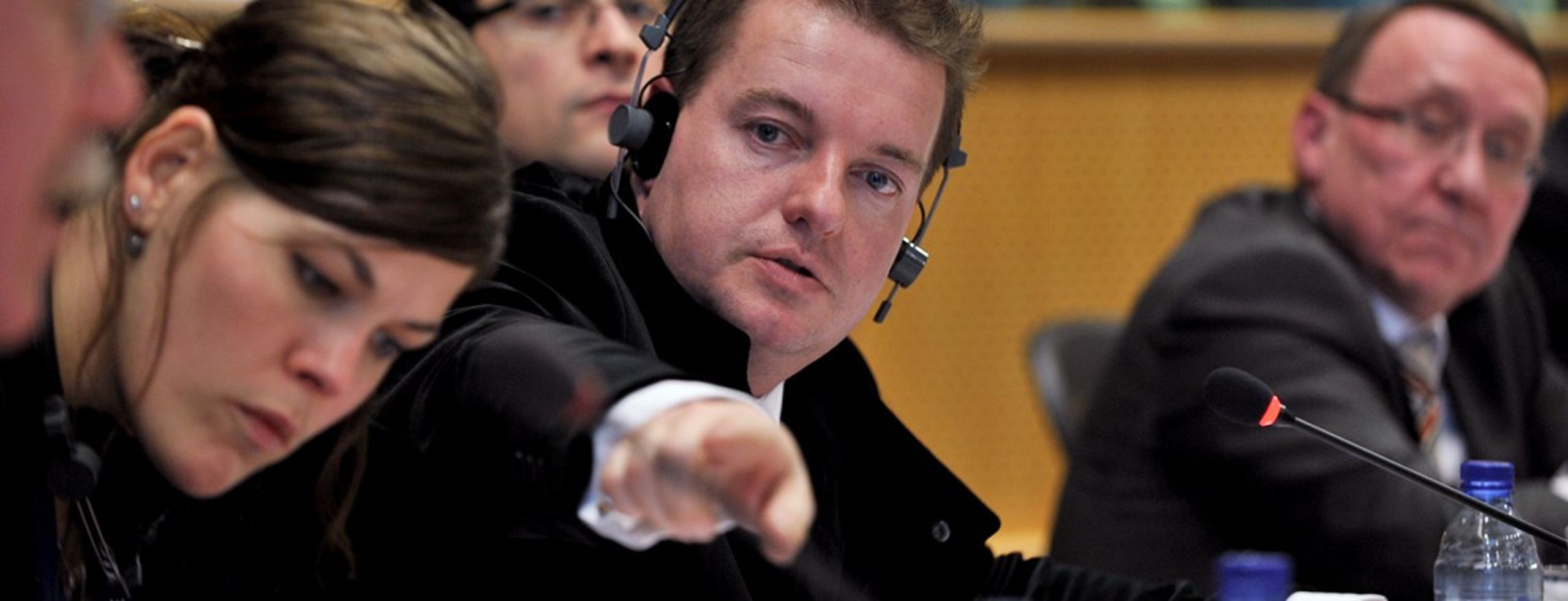 Jens Rohde er medlem af Europa-Parlamentet i den liberale gruppe, ALDE. Han skiftede parti fra Venstre til Radikale i december 2015.
