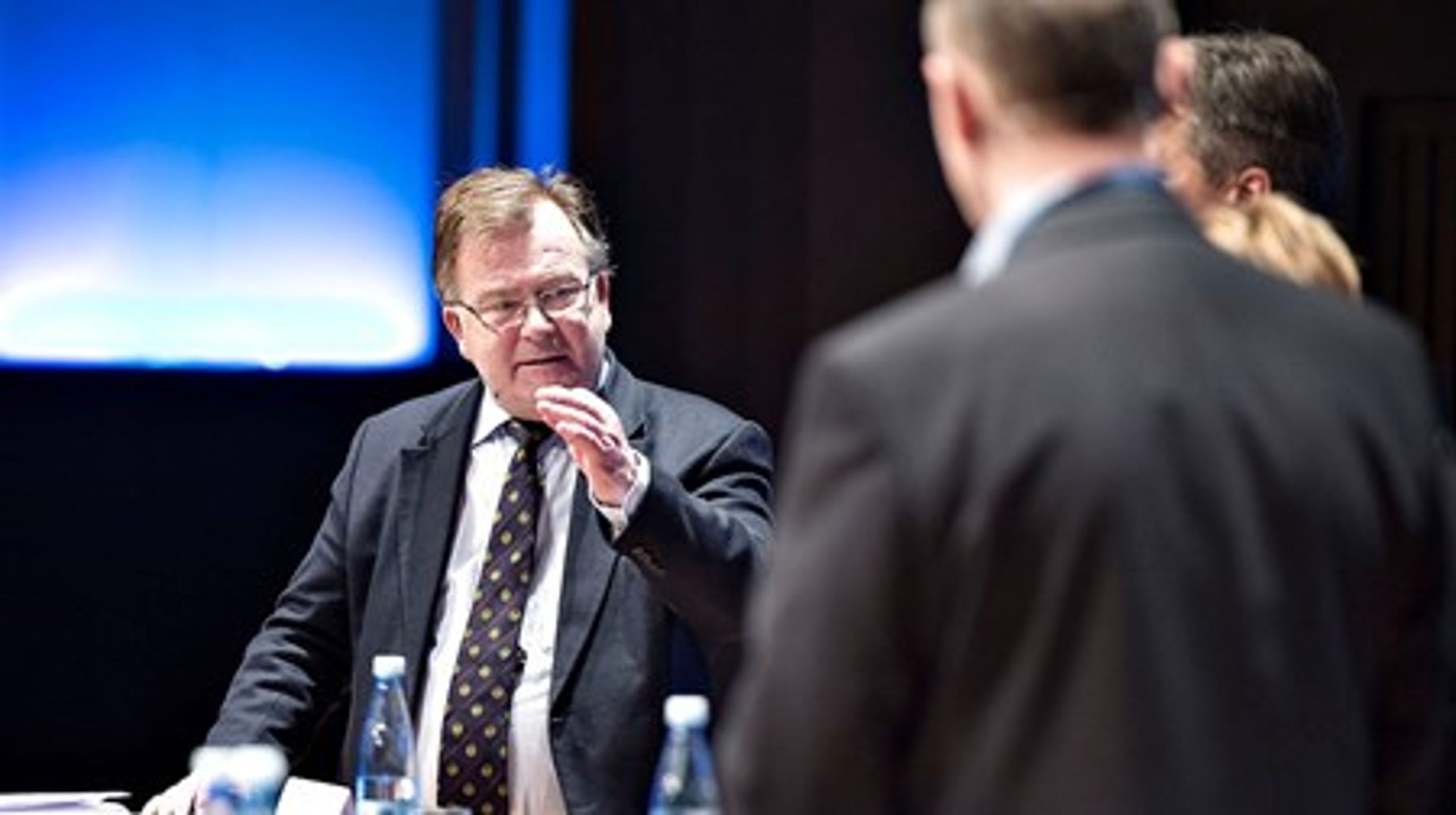 I år var det Claus Hjort Frederiksen (V), der i egenskab af landets finansminister skulle krydse klinger med KL's formand Martin Damm (V) ved KL's kommunaløkonomiske forum i Aalborg.