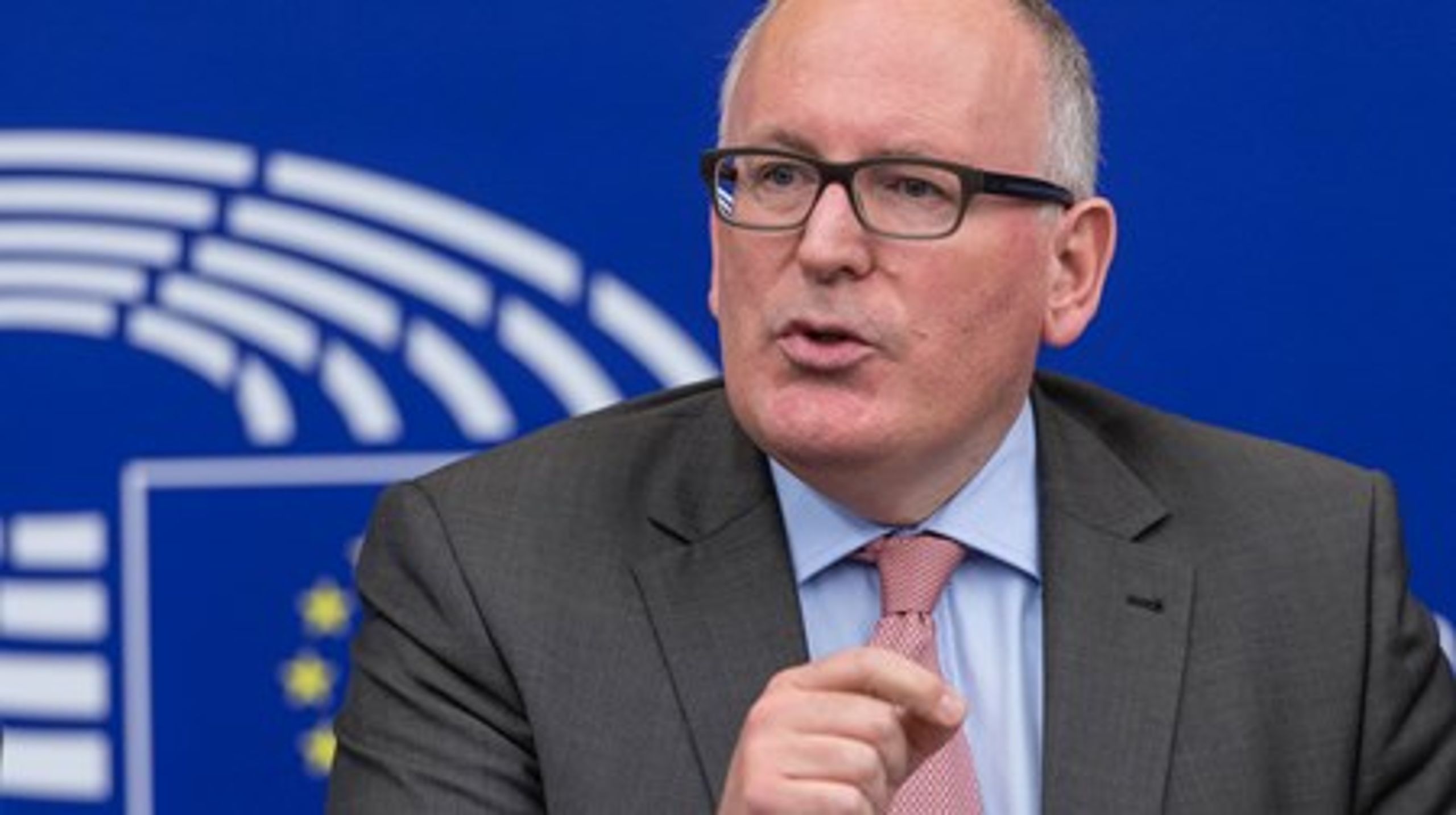 Førstenæstformand i EU-Kommissionen, Frans Timmermans, sidder i spidsen for EU's nye såkaldte Refit-platform, der samler medlemslandene, erhvervslivet, fagbevægelsen og civilsamfundet i forsøget på at gøre EU-regler mindre komplicerede.