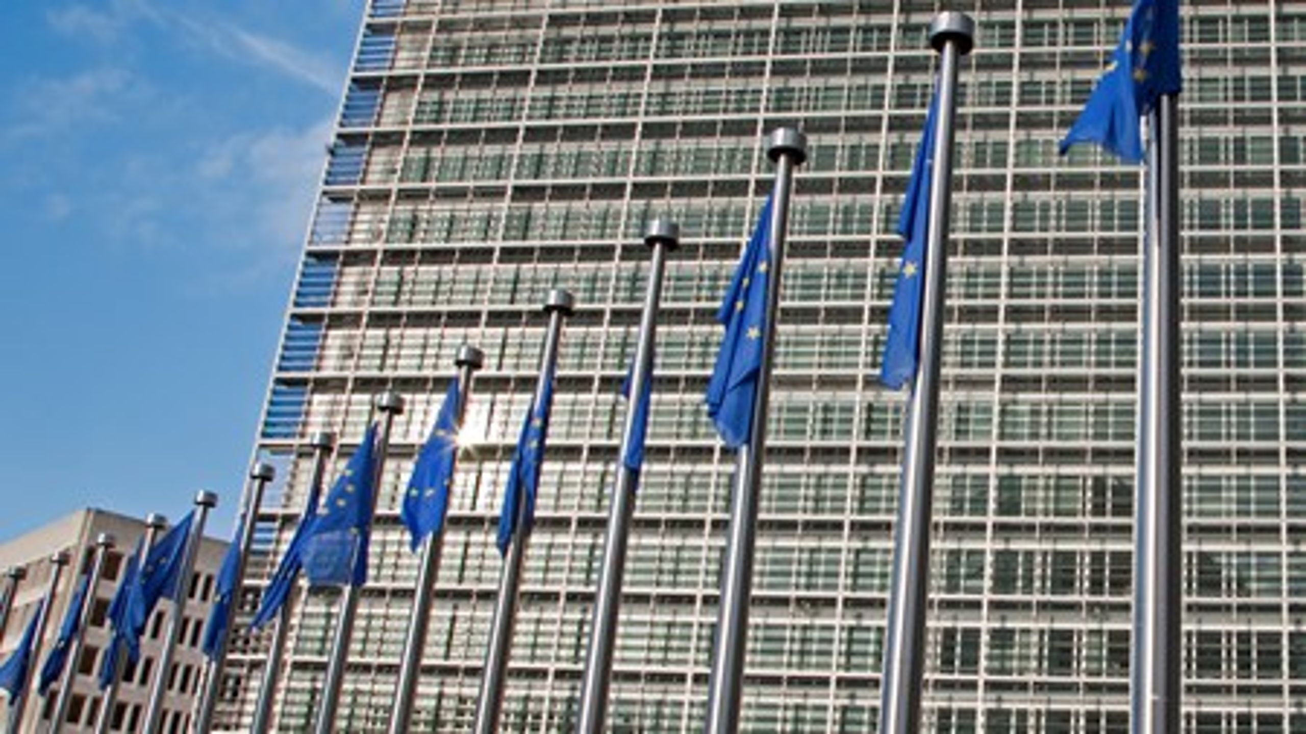 EU-Kommissionen har været ude med riven&nbsp;efter Danmark i 2016. 10 nye sager om traktatbrud er allerede sendt til København.