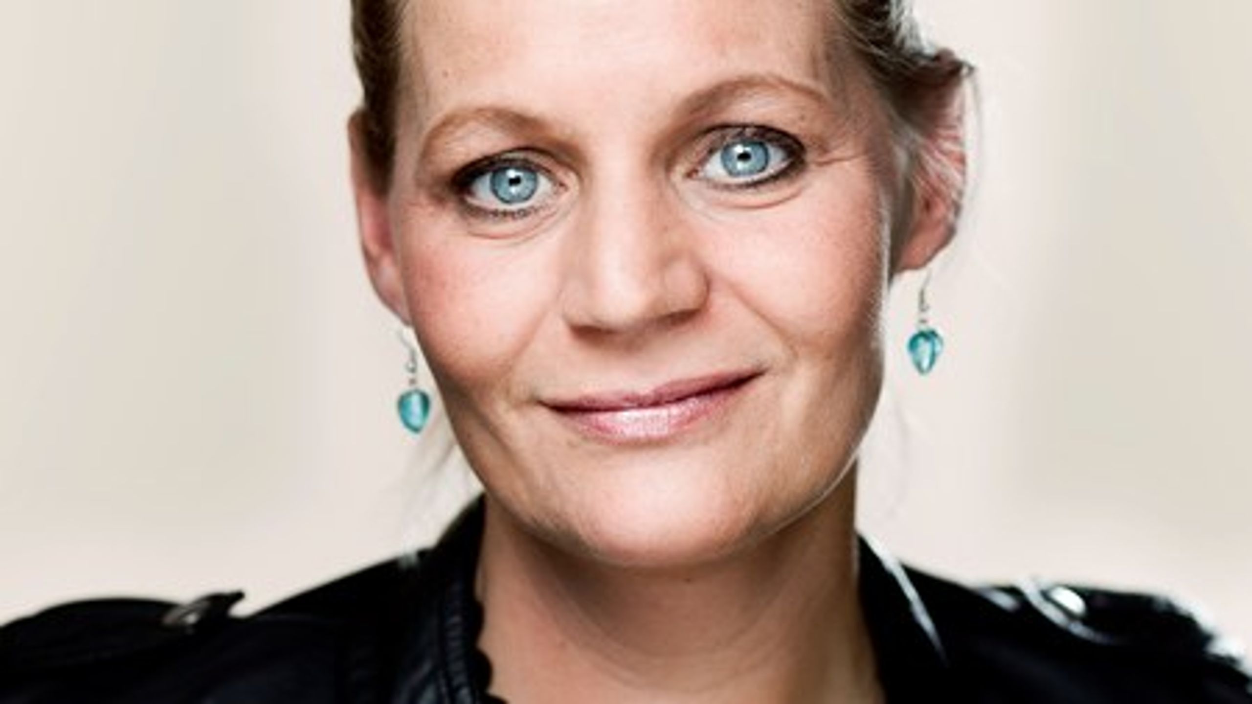 Dansk Folkeparti ser frem til forhandlingerne om serviceloven, men ministeren skal være lydhør overfor partiets forslag til forbedringer. Det mener partiets handicapordfører Karina Adsbøl.